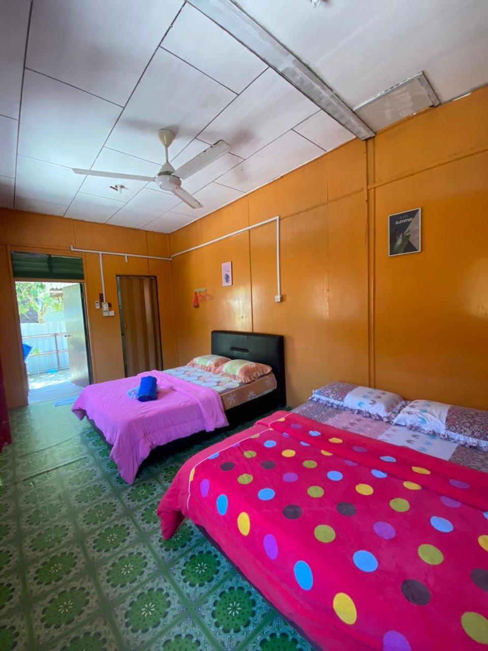 B'First Chalet Perhentian Island Kampung Kuala Besut Exterior photo