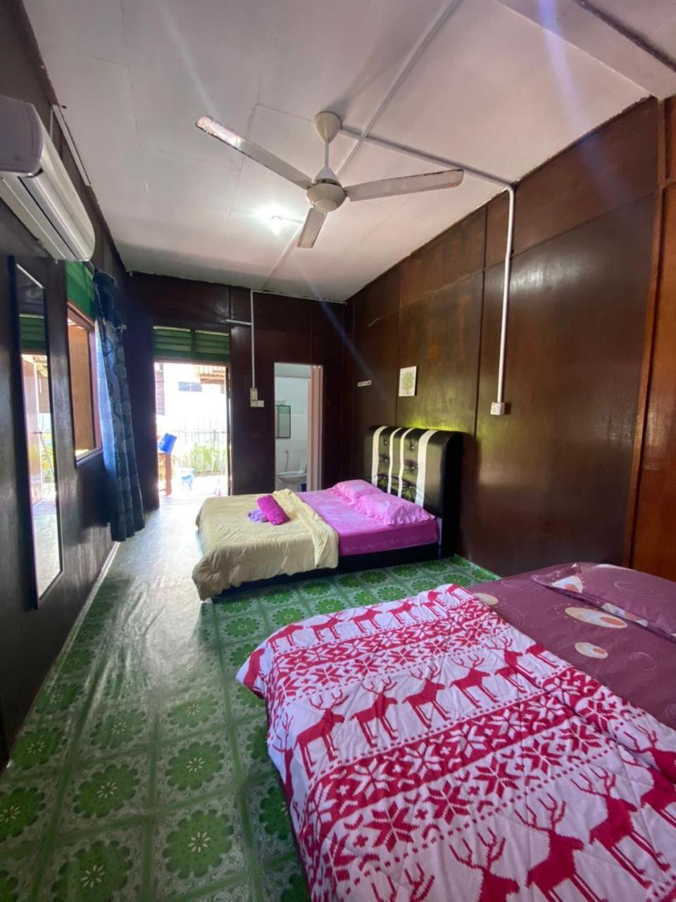B'First Chalet Perhentian Island Kampung Kuala Besut Exterior photo